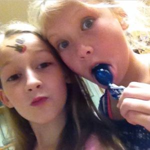 Meet your Posher, Kayla